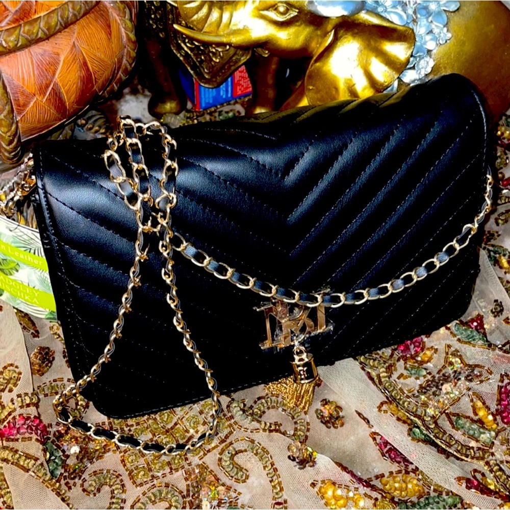 BADGLEY MISCHKA BAG